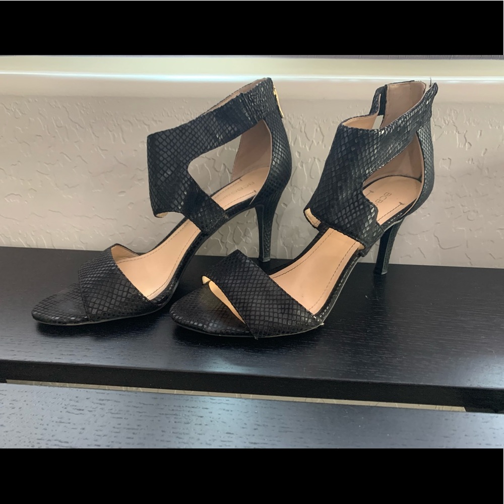 BCBGeneration - Mavel-x Black Snakeskin Heels